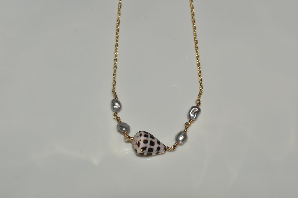 Hebrew x keshi duo necklace