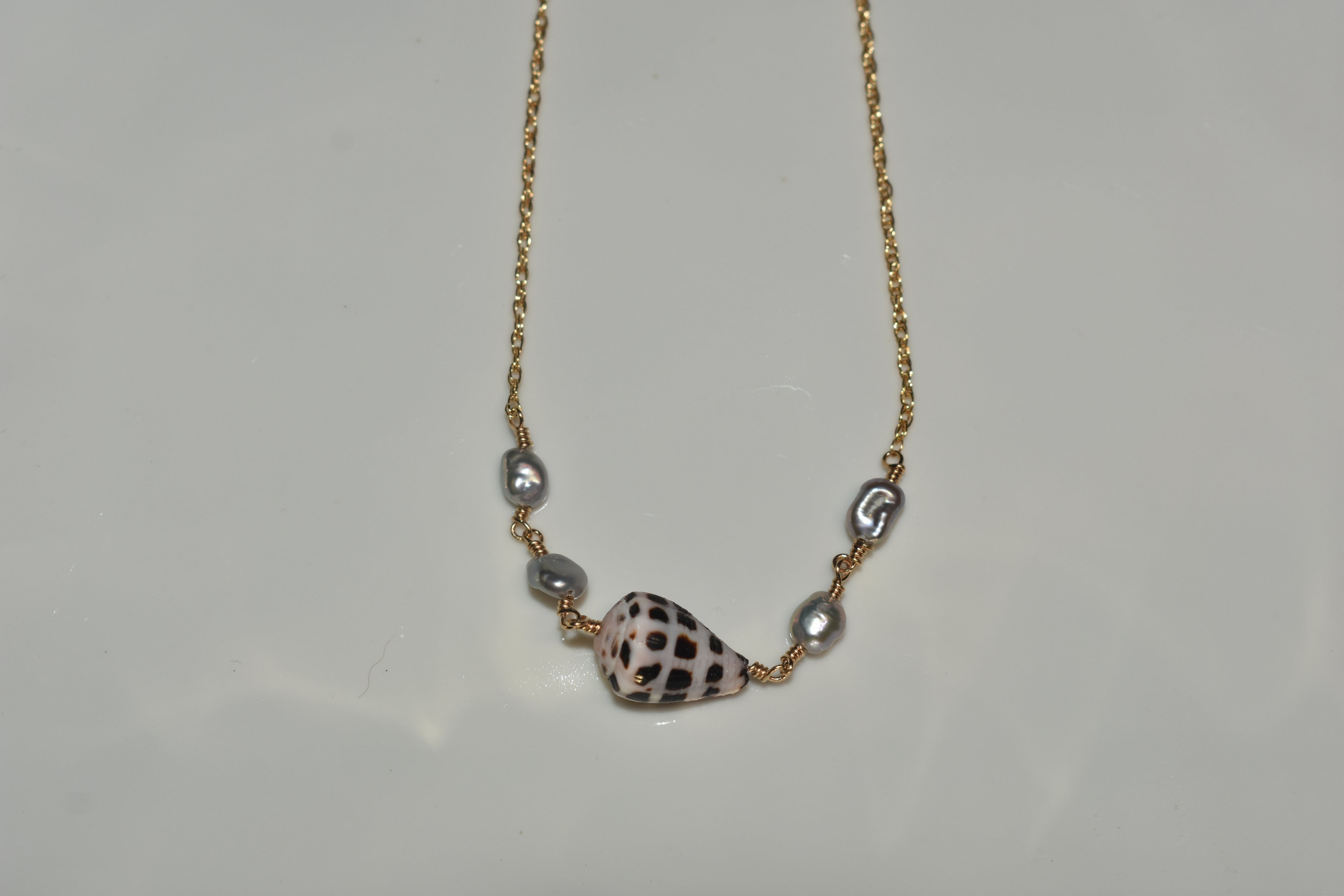 Hebrew x keshi duo necklace