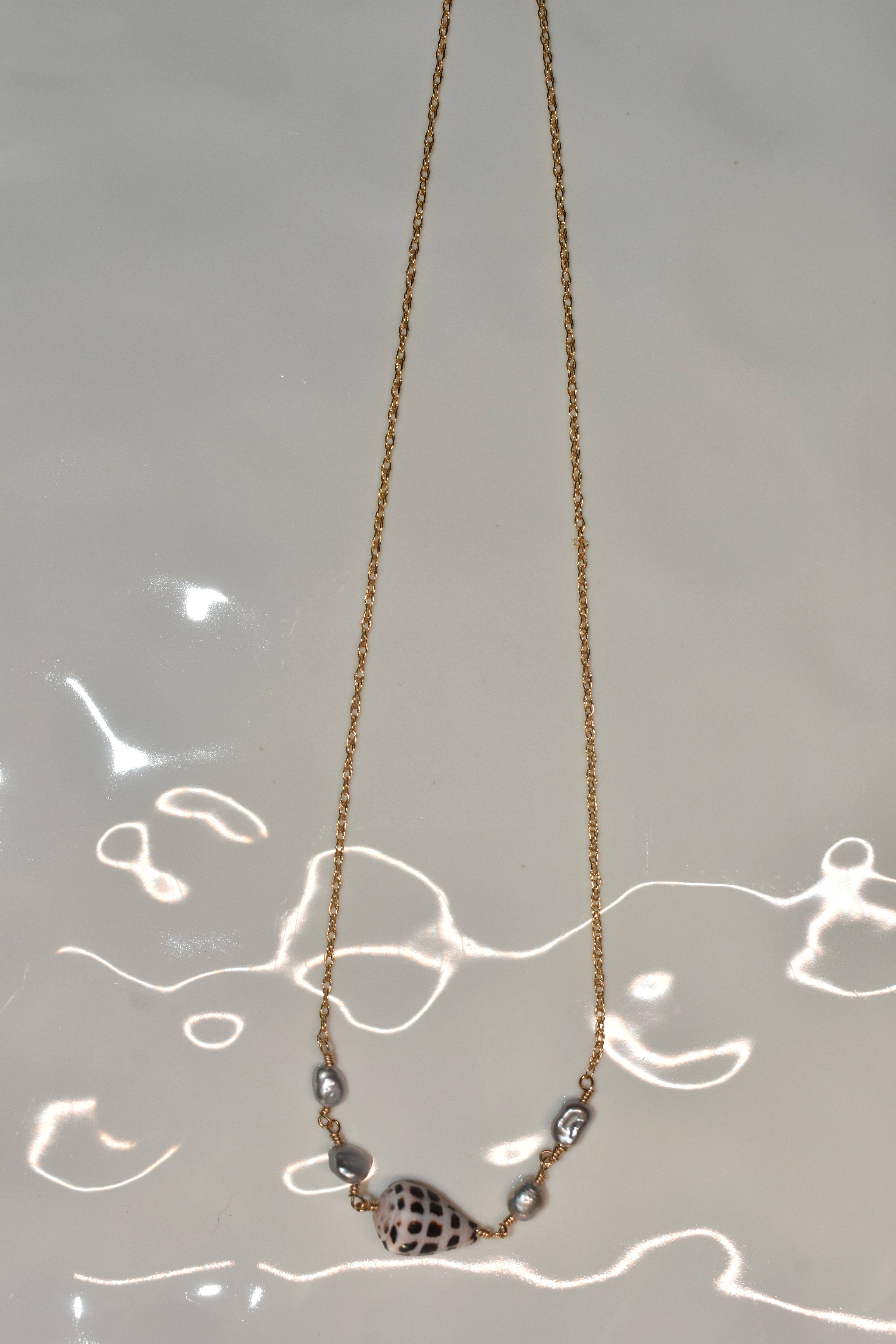 Hebrew x keshi duo necklace