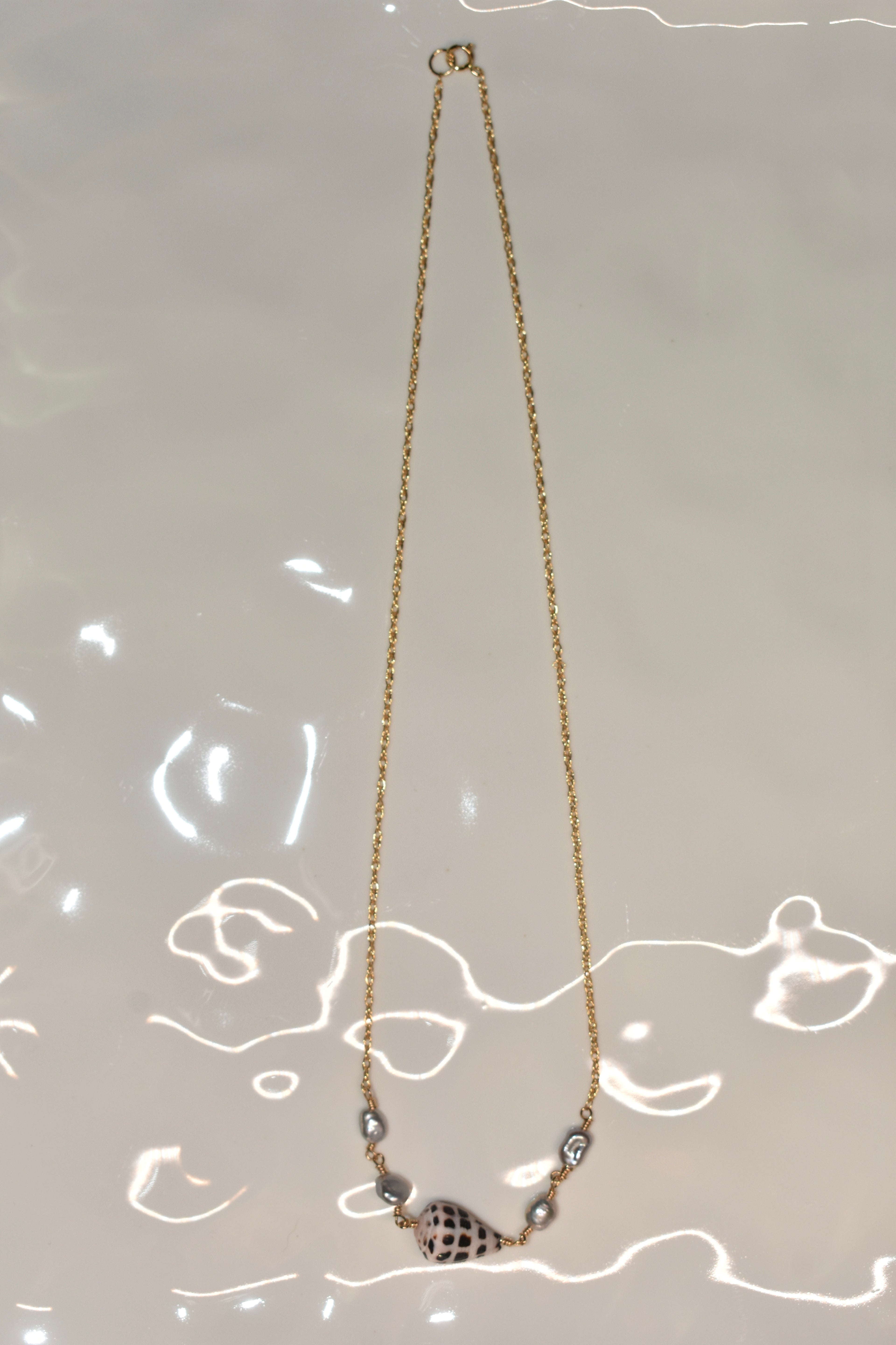 Hebrew x keshi duo necklace
