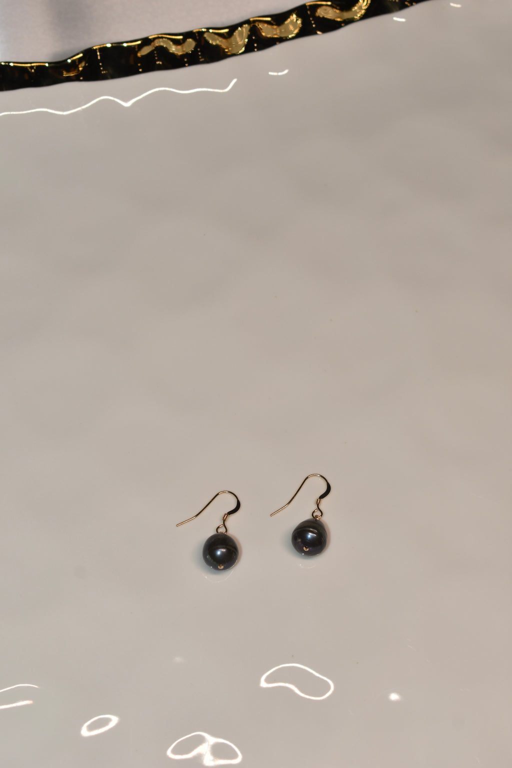 Tahitian girl earrings